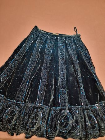 Jupe longue en velours bleu marine, taille M, parfait état
