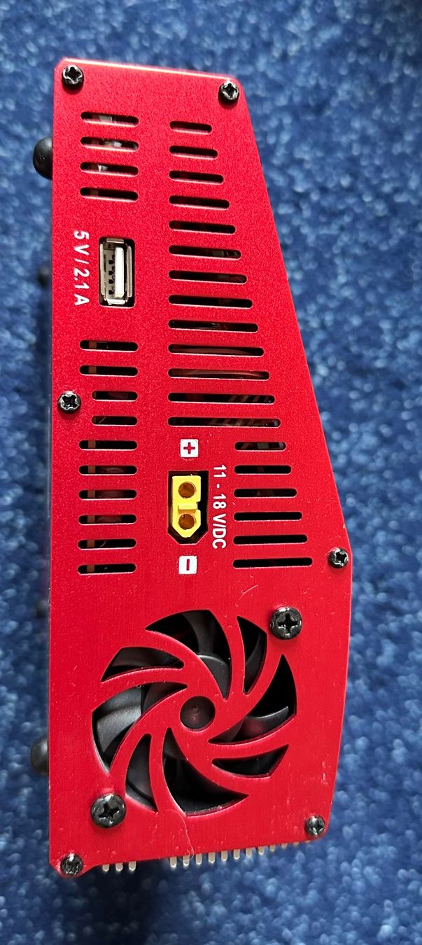 Voltcraft Accus & piles: VOLTCRAFT V-CHARGE 240 QUADRO Ladegerät – D'occasion à Zermatt par yan_yh9r 3