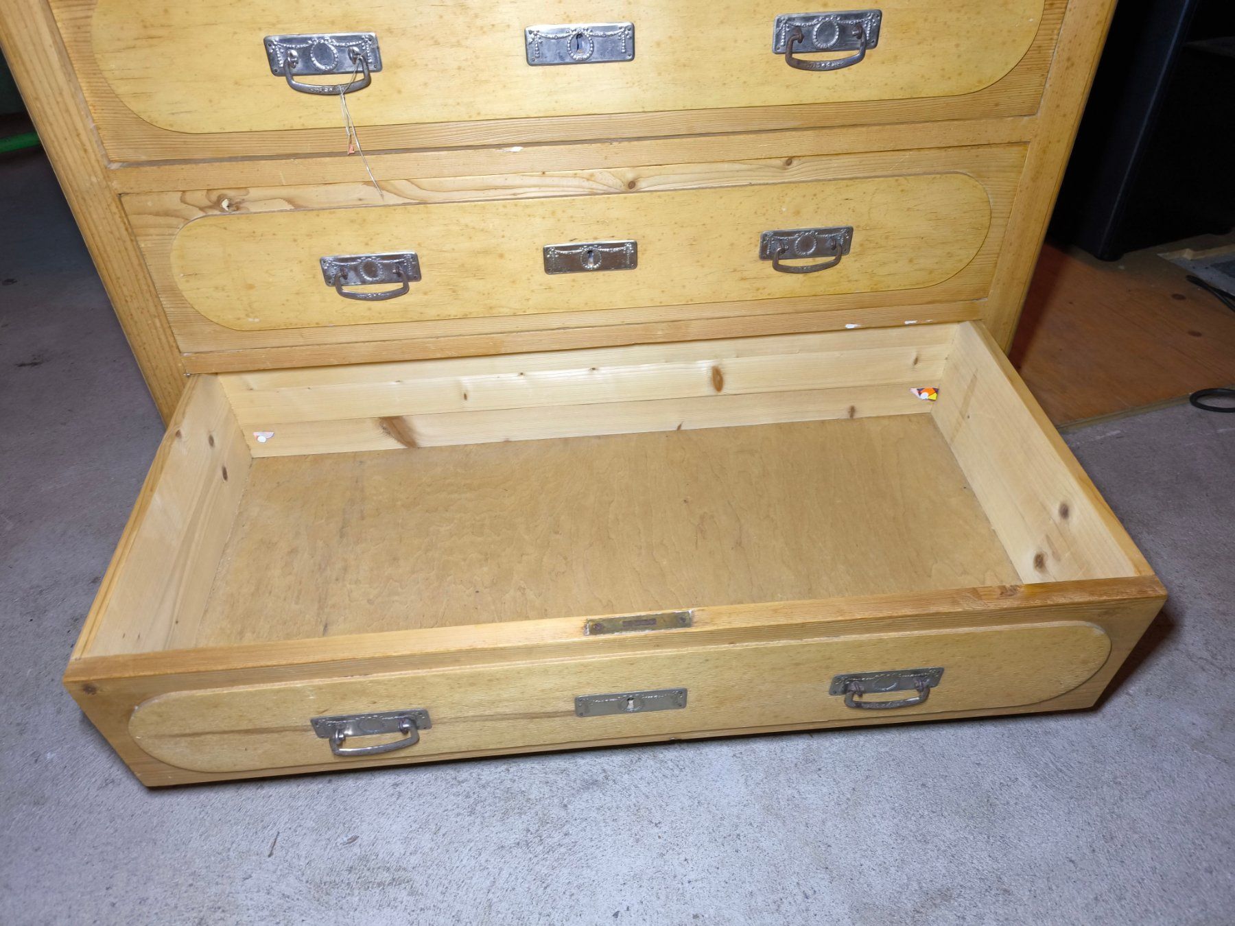 Cassettiere: Antike Kommode Tanne massiv mit 3 Schubladen – Usato da Rorschacherberg venduto da snOOpydOg11 3