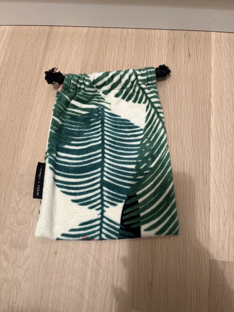 Custodie per cosmetici: Aveda x 3.1 Phillip Lim Täschchen – Nuovo (secondo la descrizione) da Aesch BL venduto da san_trv5 1