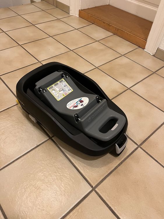 Maxi-Cosi Sièges auto: Maxi Cosi mit Isofix – D'occasion à Glarus par lacas 3