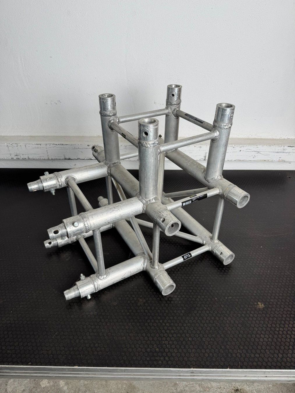 Tralicci: Eurotruss FD 34 T+Down Ecke – Usato da Buchs AG venduto da N-joyEvents 1