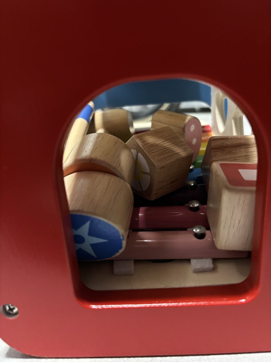 Spielzeuge: Motorikbox inkl. Xylophon  – Gebraucht aus Schleinikon von Jessica_Lutishi 2