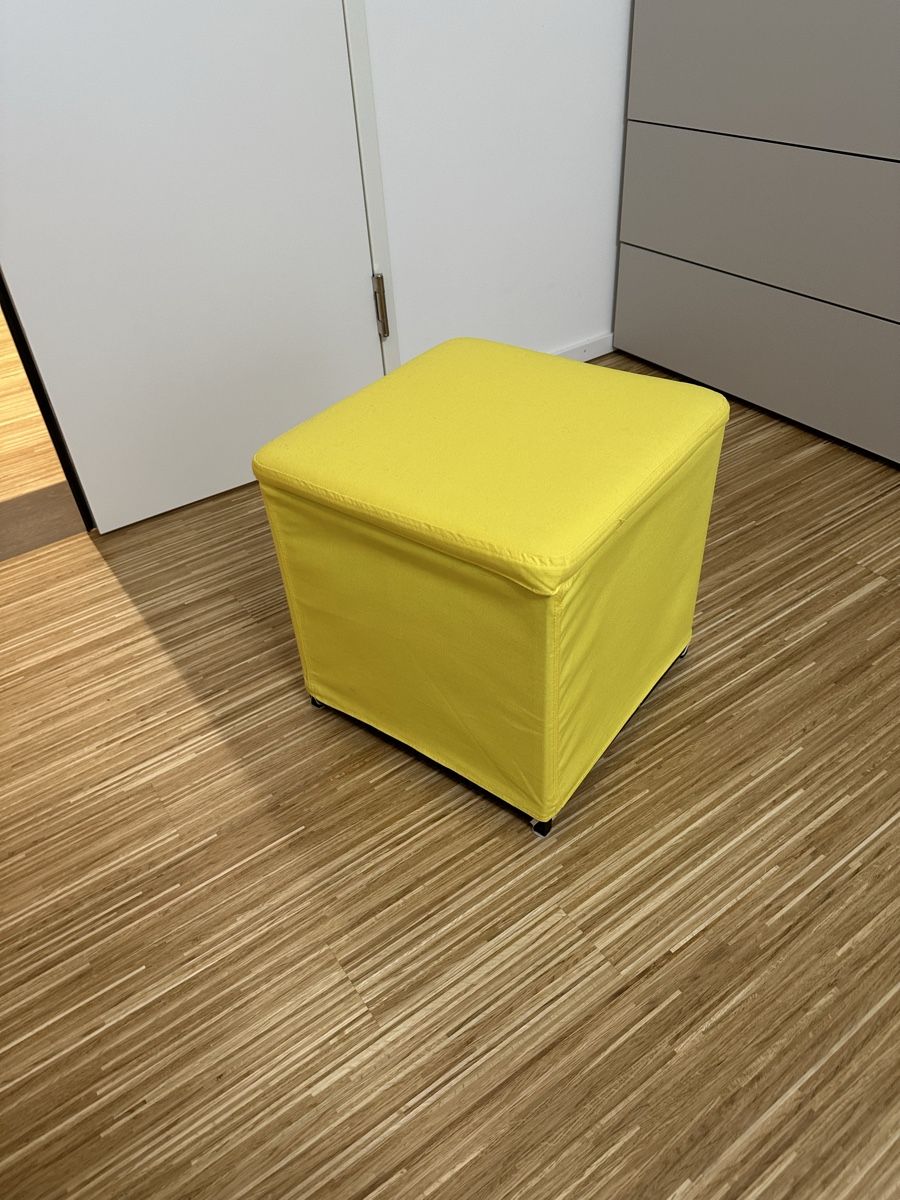 Ikea Hocker: Ikea Kubik Small Stool Yellow Fabric – Gebraucht aus Zürich von MariiaR 1