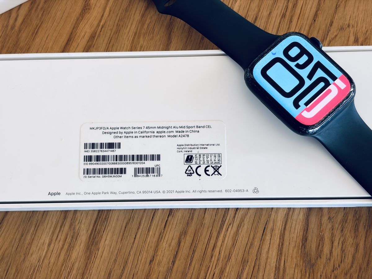 Apple Smartwatch: Apple Watch Series 7 LTE Cellular 45mm – Usato da Prilly venduto da sergesign 1