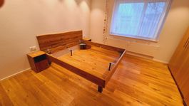 Massivholzbett Eiche, geölt, inkl. Nachttische Top Zustand!