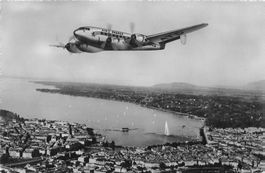 Geneve (GE) Luftaufnahme  Jet d’Eau und Air France Flugzeug