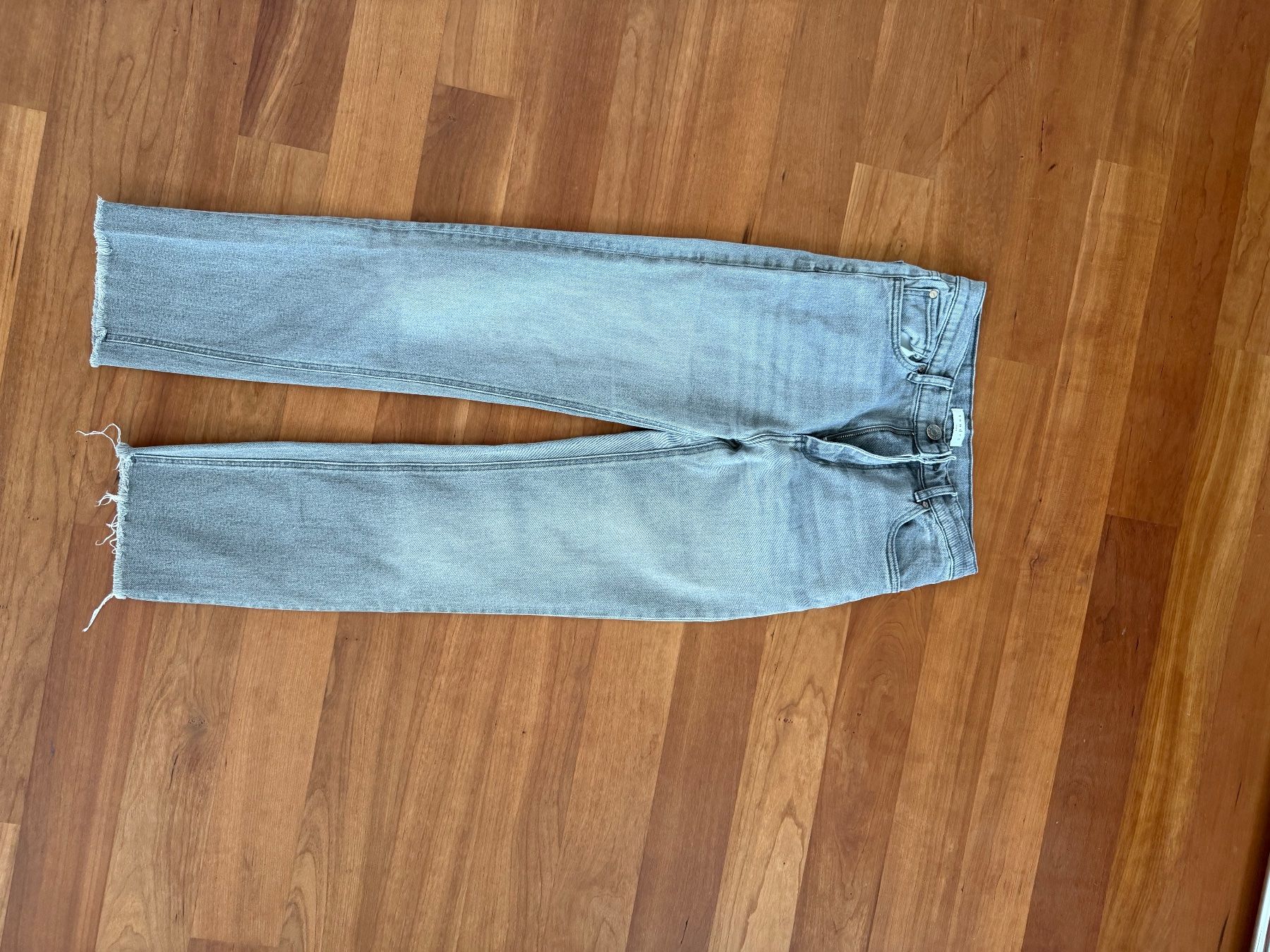 Sandro Jeans: Sandro Jeans Grösse 38 – Gebraucht aus Zürich von isa_m8wv