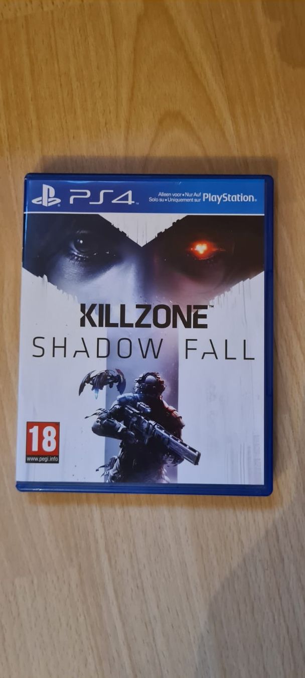 Jeux: PS4 KILLZONE – Neuf (Voir description) à Pratteln par ThereseZ