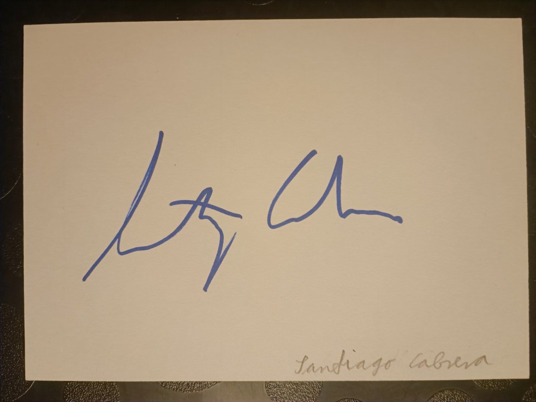 Autografi: Santiago Cabrera - Schauspieler – Usato da Menziken venduto da Artographs