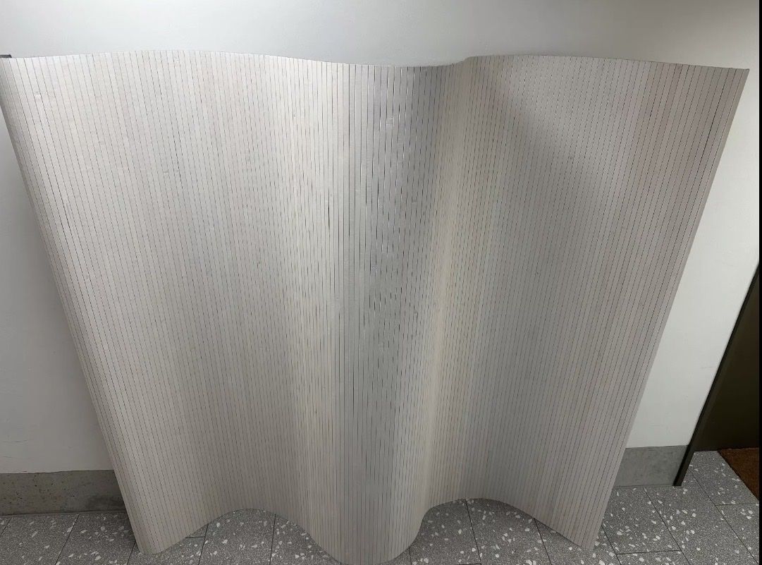 Paraventi: Room divider white flexible folding screen used – Usato da Luzern venduto da mon_6rzf 1