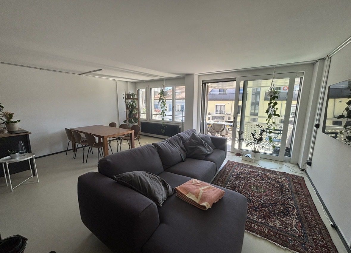 Sofas: Interio Catalina - Ecksofa grau  – Gebraucht aus Zürich von sch_699l 1