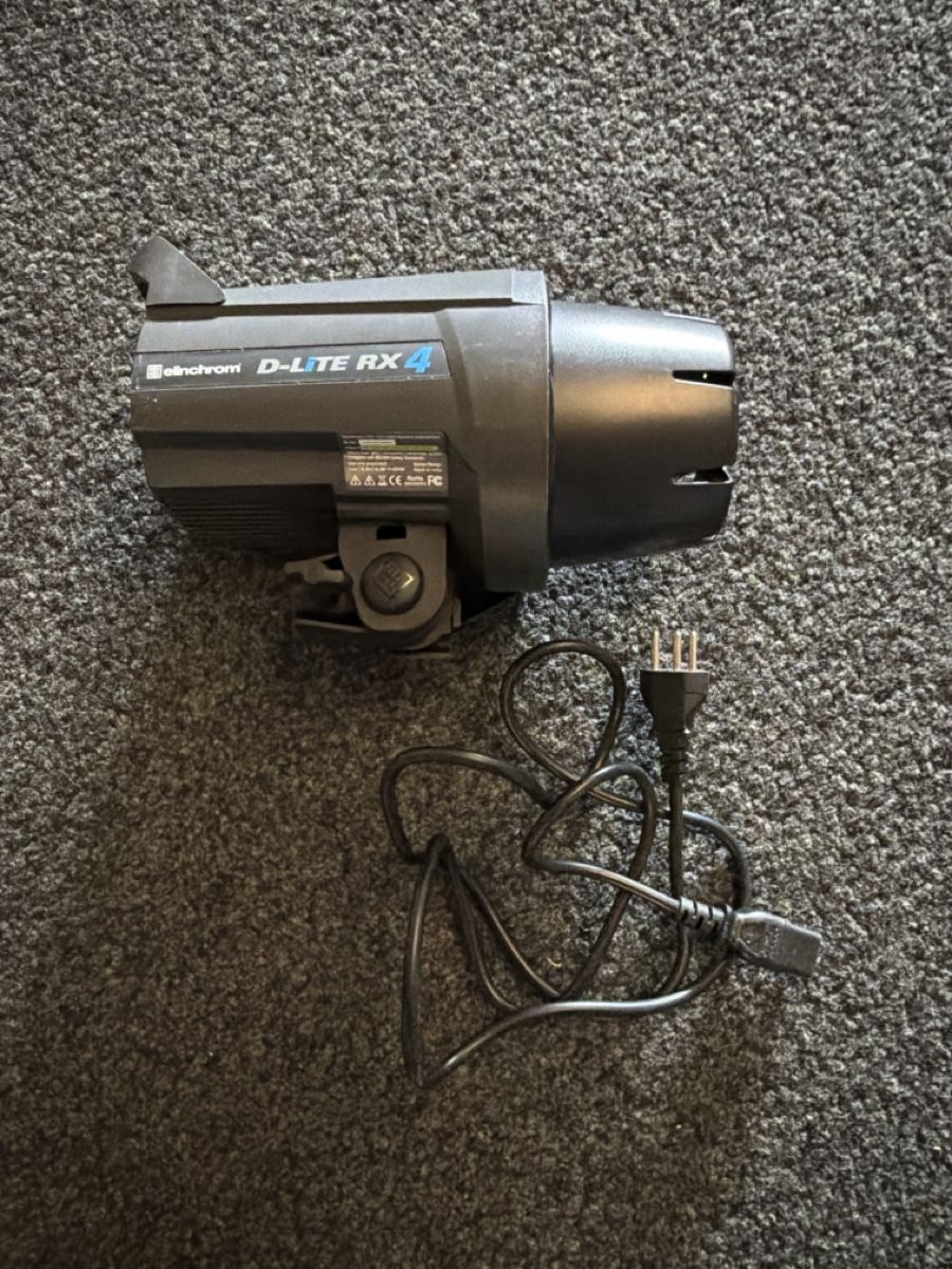 Elinchrom Blitze: Elinchrom D-Lite RX 4 Studioblitz - Top Zustand! – Gebraucht aus Thun von BanjoDan