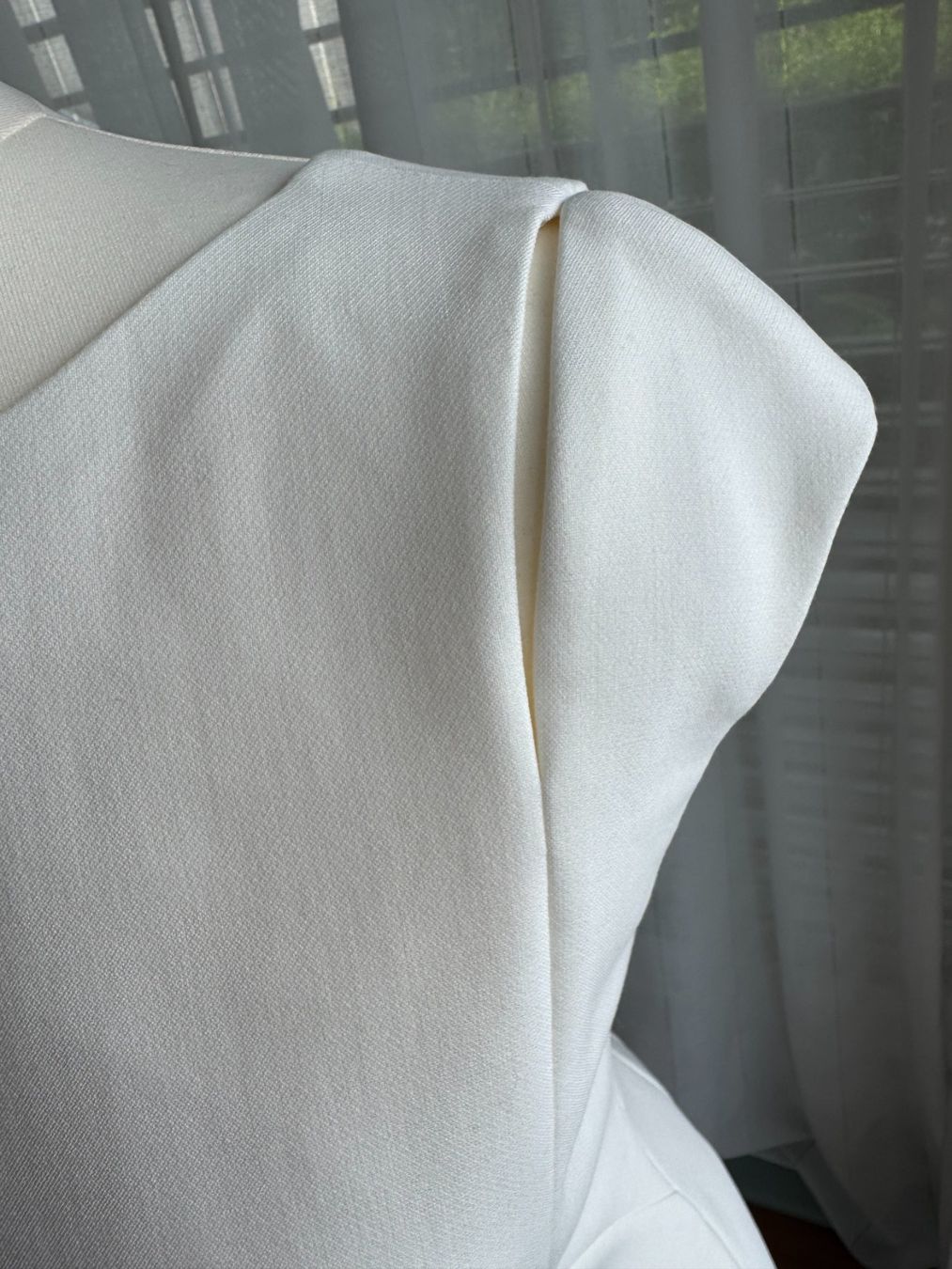 Vestiti: BOSS Etuikleid in offwhite Gr. 38 wie neu – Nuovo (secondo la descrizione) da Kilchberg ZH venduto da 753sunshine 2
