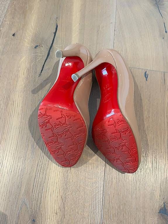 Scarpe da donna: Louboutin, Grösse 35 – Usato da Walchwil venduto da ama_9gny 2