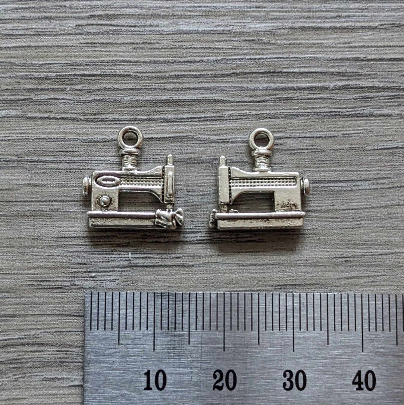 Anhänger: 6 Charms pendentifs Machine à coudre – Neu (gemäss Beschreibung) aus Orsieres von ind_cyg6 2