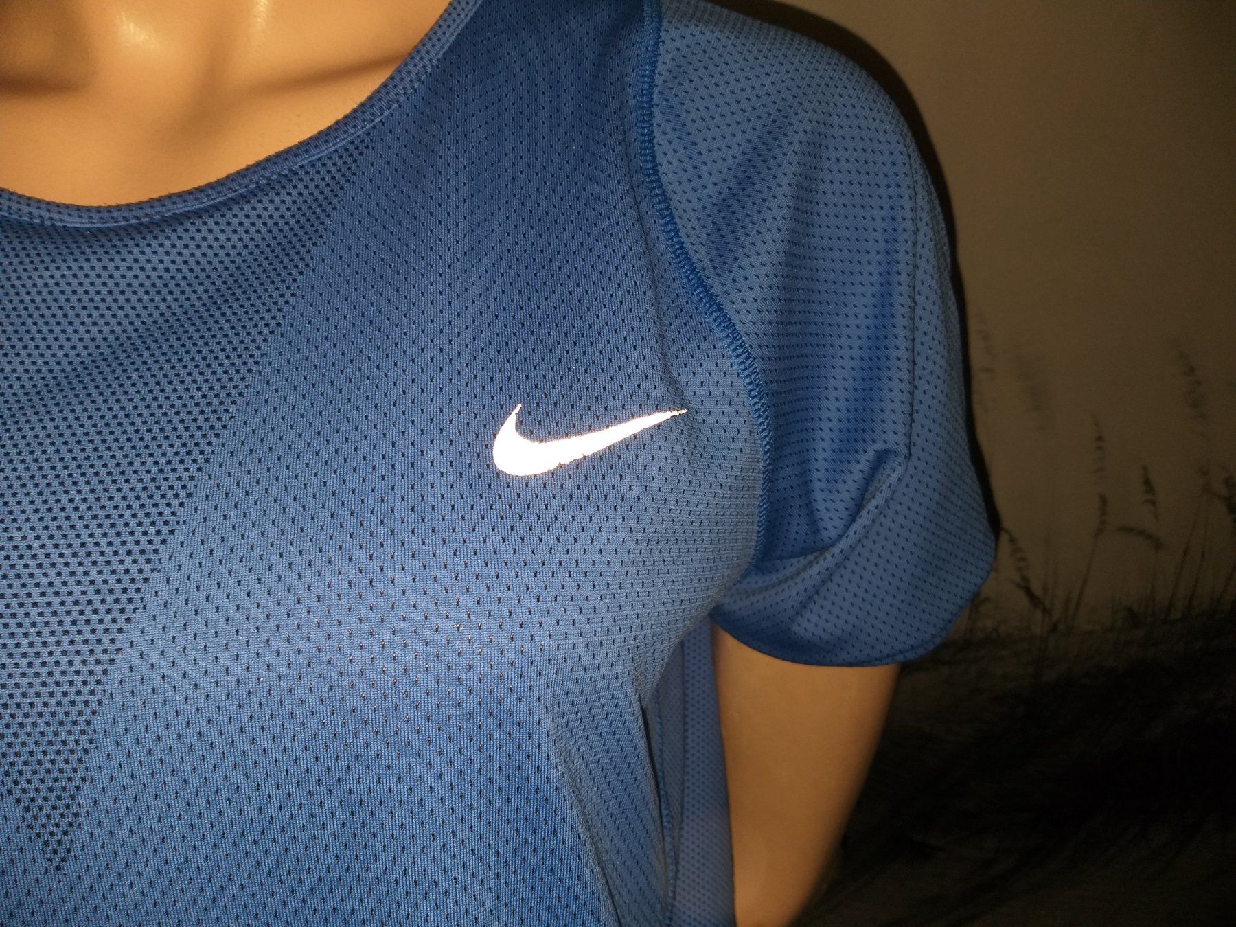 Nike T-shirt: Shirt NIKE    Taille / Grosse L – Usato da Cossonay-ville venduto da Super-Price-Quality 2