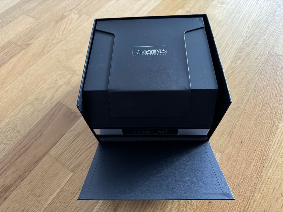 Certina Uhren: Neue Certina Uhren Box schwarz – Neu und originalverpackt aus Bettlach von Tradenet100 7