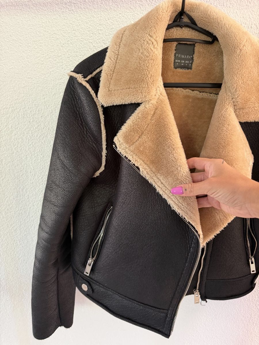 Primark Giacche: Primark Lammfellimitat Bikerjacke Schwarz Damen – Nuovo (secondo la descrizione) da Gränichen venduto da Domsiiiii 2