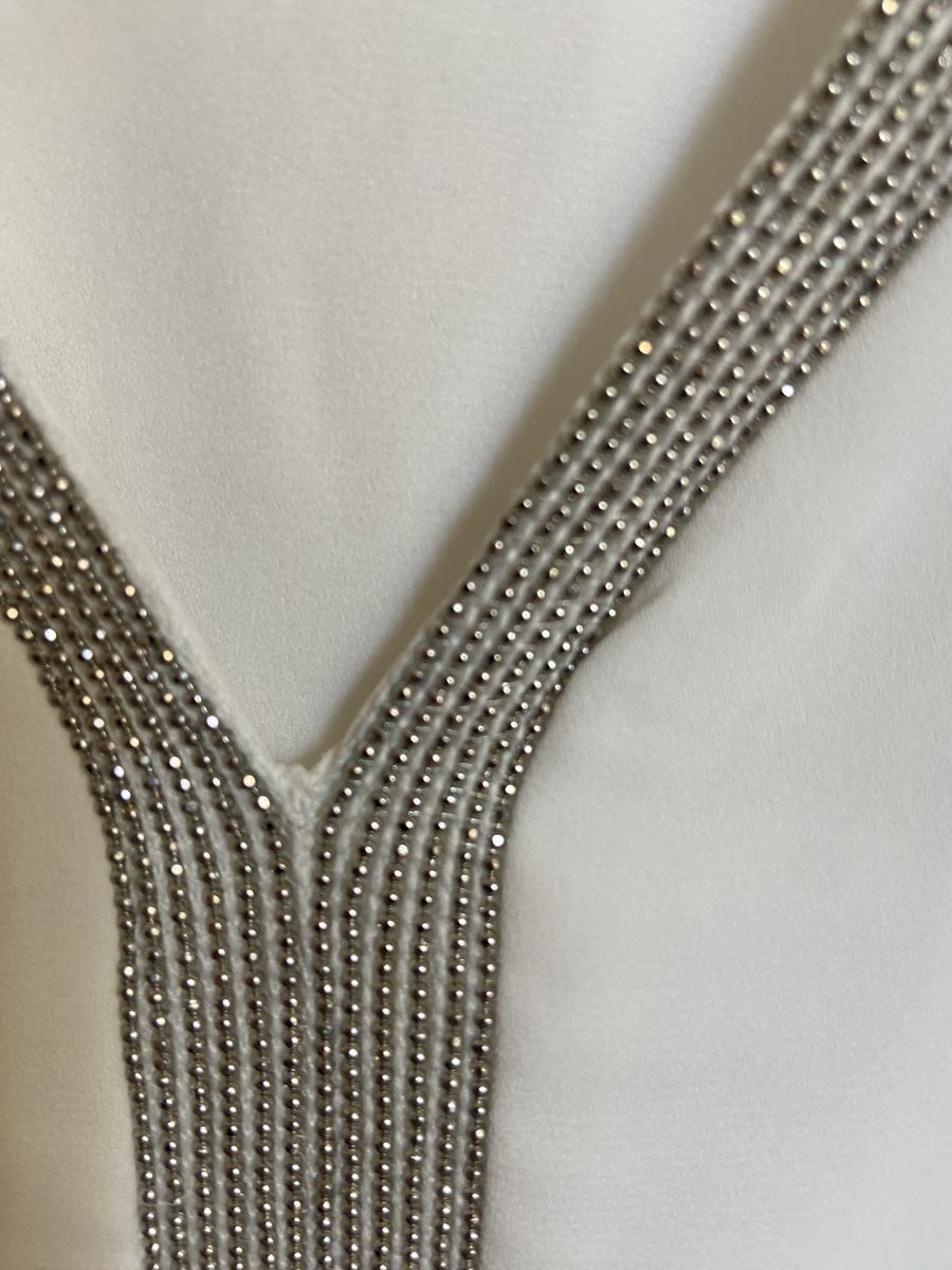Camicette: Edle Bluse mit Glitzerbesatz Gr.42/44 – Nuovo (secondo la descrizione) da Zürich venduto da Unique2400 1