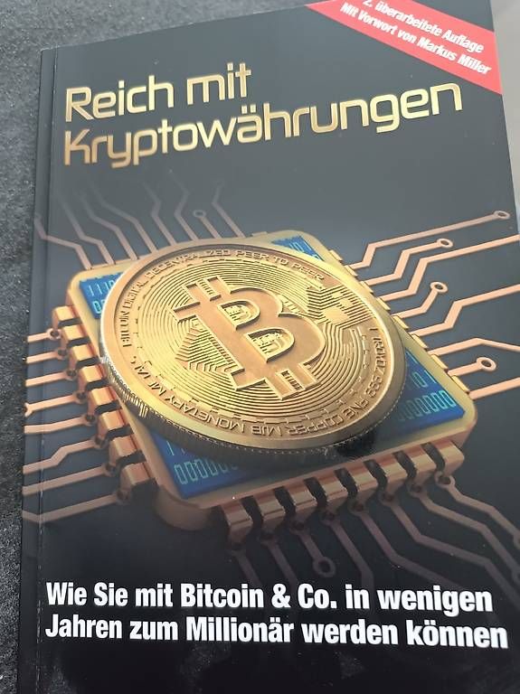 Libri: Reich mit Kryptowährung – Usato da Wohlen AG venduto da jmo_wjv2