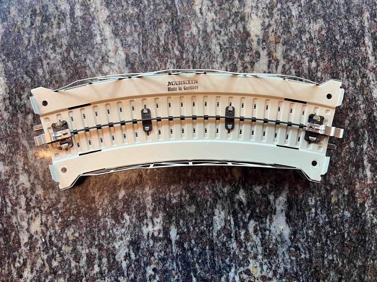 Märklin Modellini di ferrovie: Marklin HO. Rampenstuck  – Usato da Le Mont-sur-Lausanne venduto da heidimichel 1