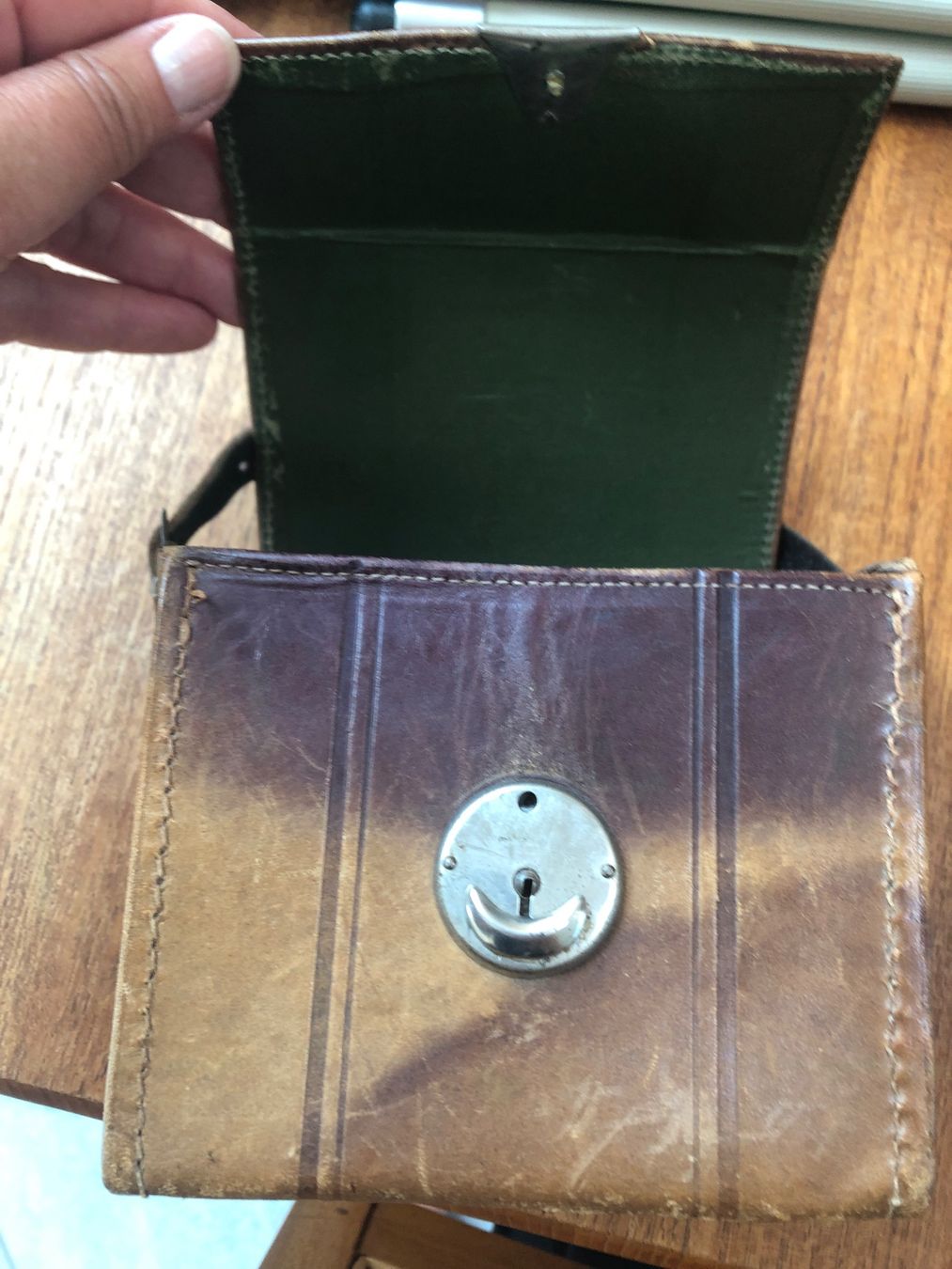 Borse: Agfa Box 45 Kamera Ledertasche mit Anleitung – Usato da Arlesheim venduto da leyRum4.5 1