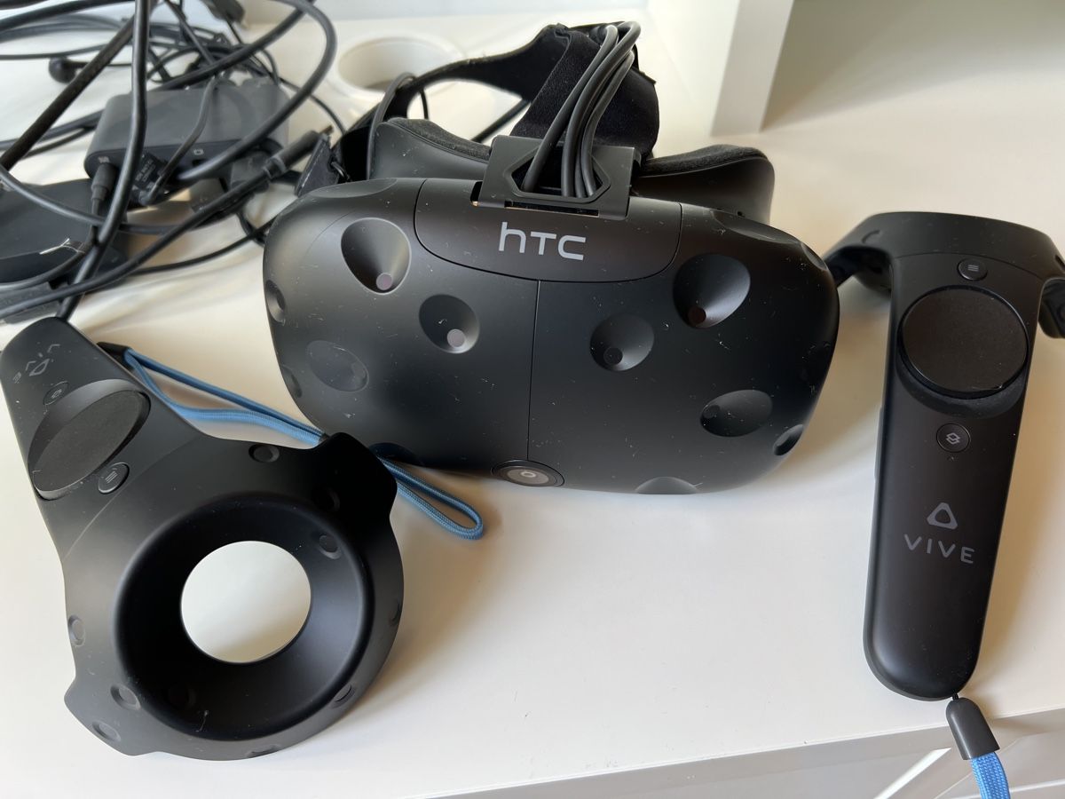 HTC Casco VR: VR Brille HTC Vive Virtual Reality Brille – Usato da Steckborn venduto da bra_f7jy