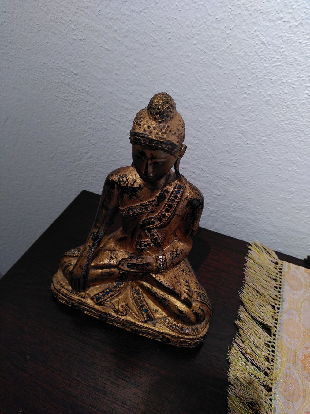 Figuren: Vergoldete Buddha-Statue – Gebraucht aus Bergdietikon von fab_mg68