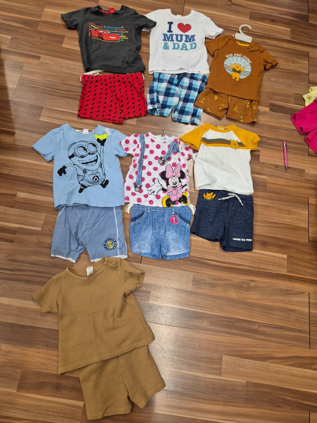 Lots de vêtements: 5 Sommer Zweiteiler / Gr 86 B – D'occasion à Schwarzenburg par Flamingo07