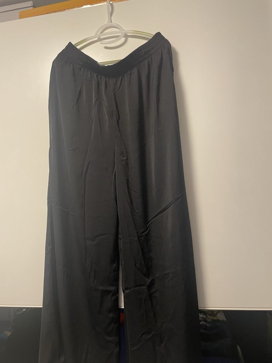 Pantaloni: Hosen – Usato da Gossau ZH venduto da Lavinia07