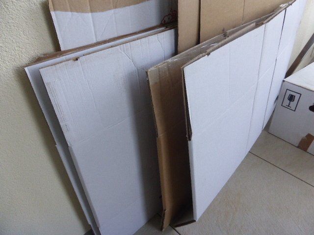 Cartons: Umzugskartons – D'occasion à Einsiedeln par lok1200 1