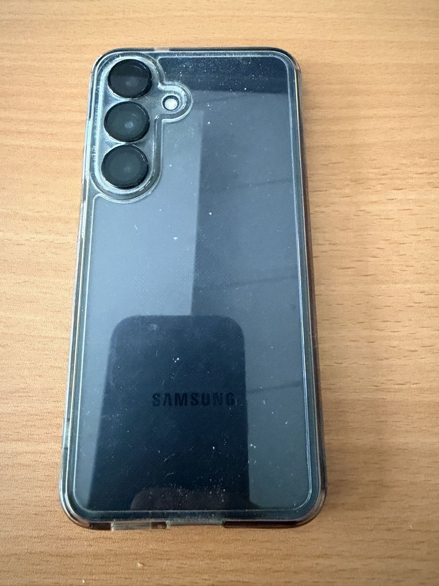 Samsung Telefoni cellulari / Smartphones: Bundle Samsung Galaxy S25 - SmartTag2 - Galaxy Fit3 – Usato da Biel-Bienne venduto da tra_6ggn 1