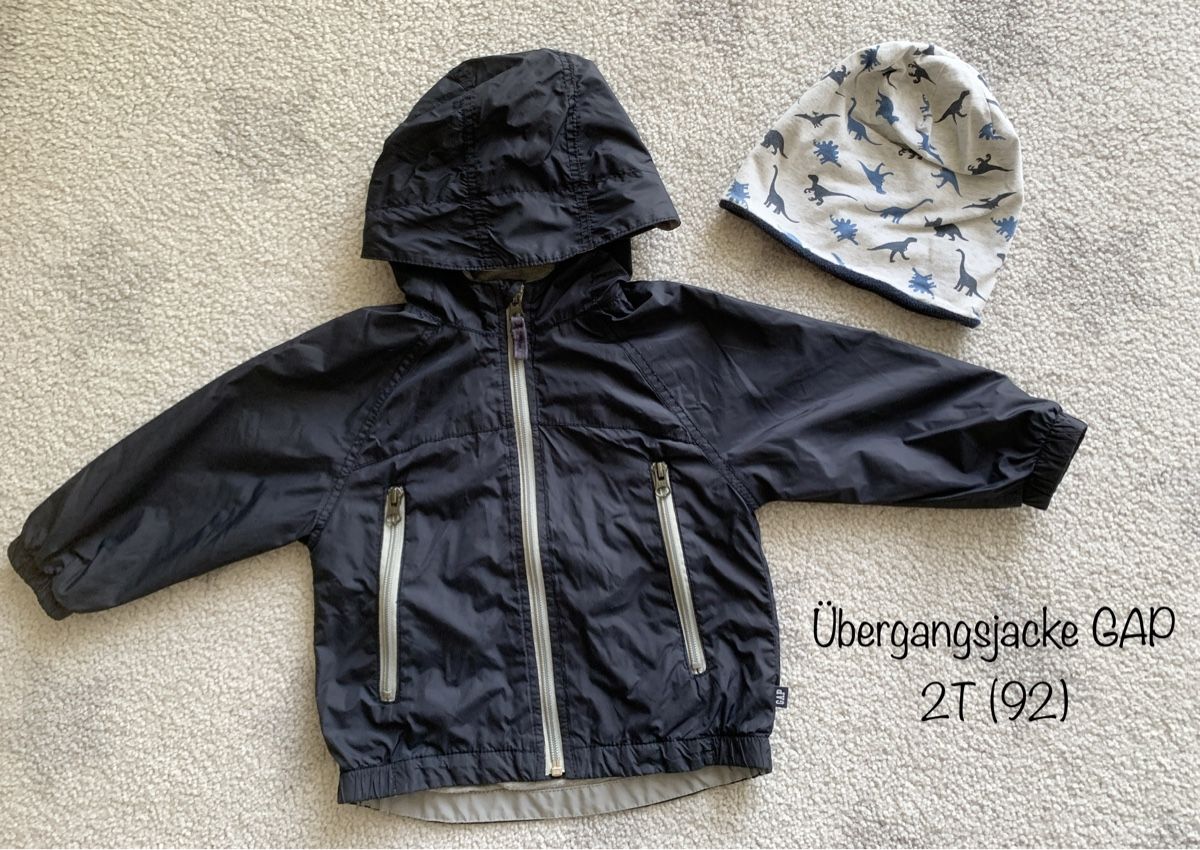Lotti & Set di vestiti: Kleiderset Junge 92/98 – Usato da Rickenbach SO venduto da Lerg