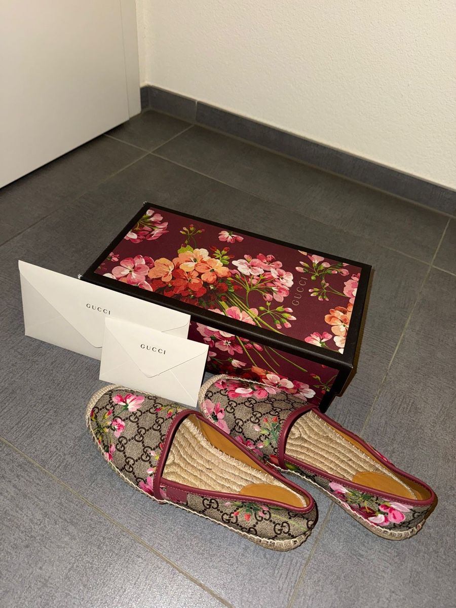 Gucci Scarpe da donna: Gucci Bloom Espadrilles – Nuovo (secondo la descrizione) da Schötz venduto da sel_tc6v