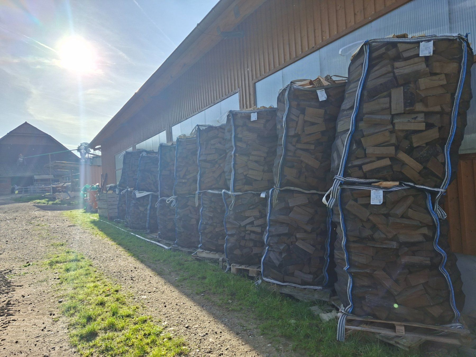 Articles en bois: 1 Los Brennholz – Neuf avec emballage d'origine à Ufhusen par Caliban86