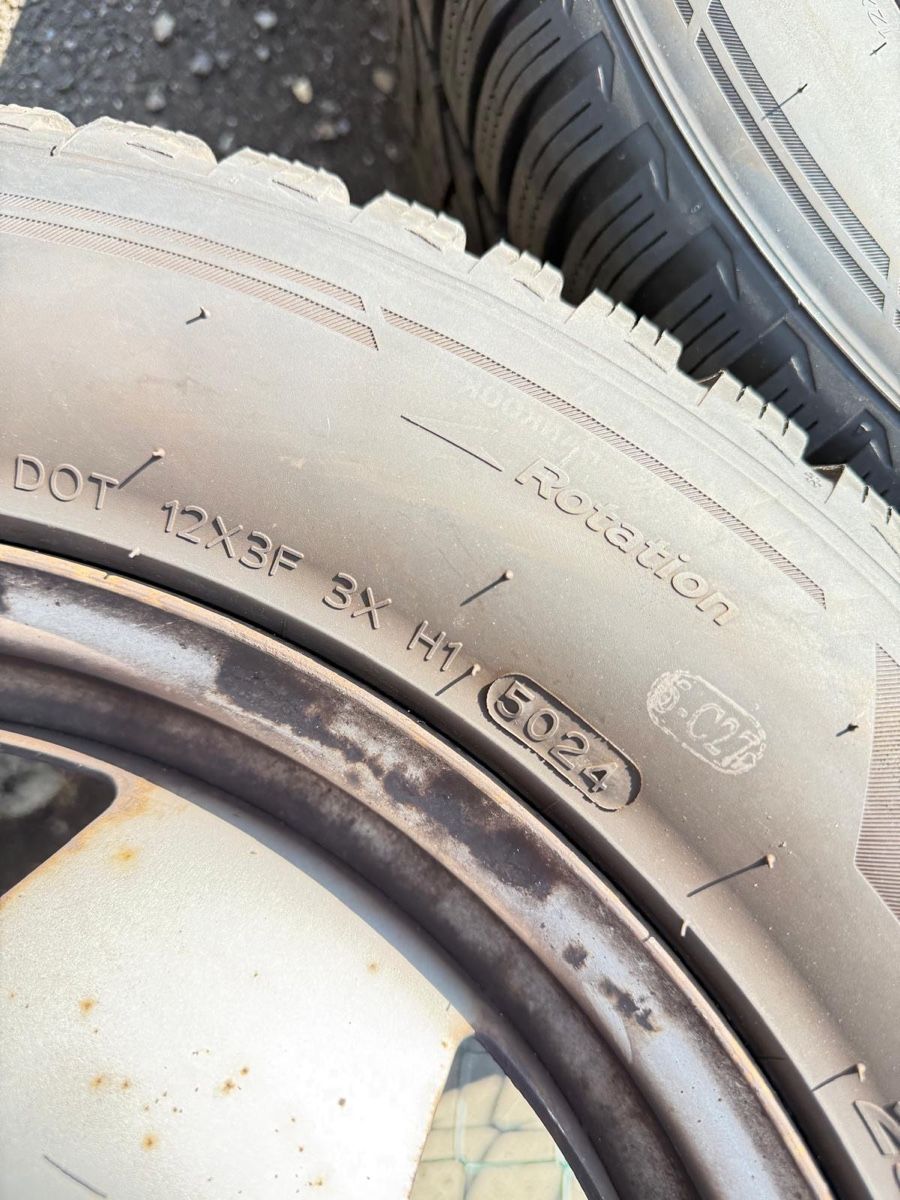 Pneus & Roues: VW T5 & T6 Kompletträder – D'occasion à Einsiedeln par VH_ 7