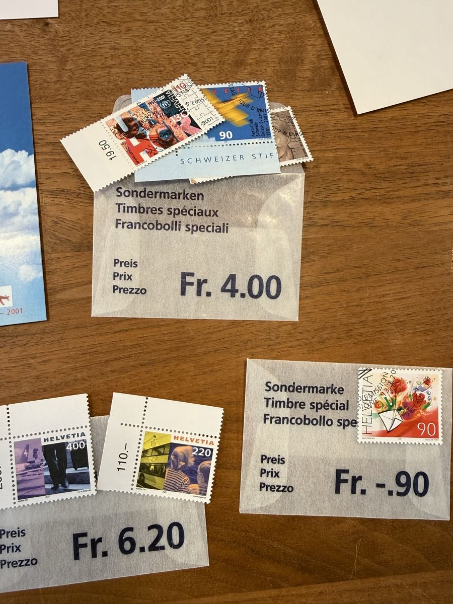 Tous les timbres: Briefmarken 2001 diverse – Neuf (Voir description) à Altdorf UR par Sanna08 2