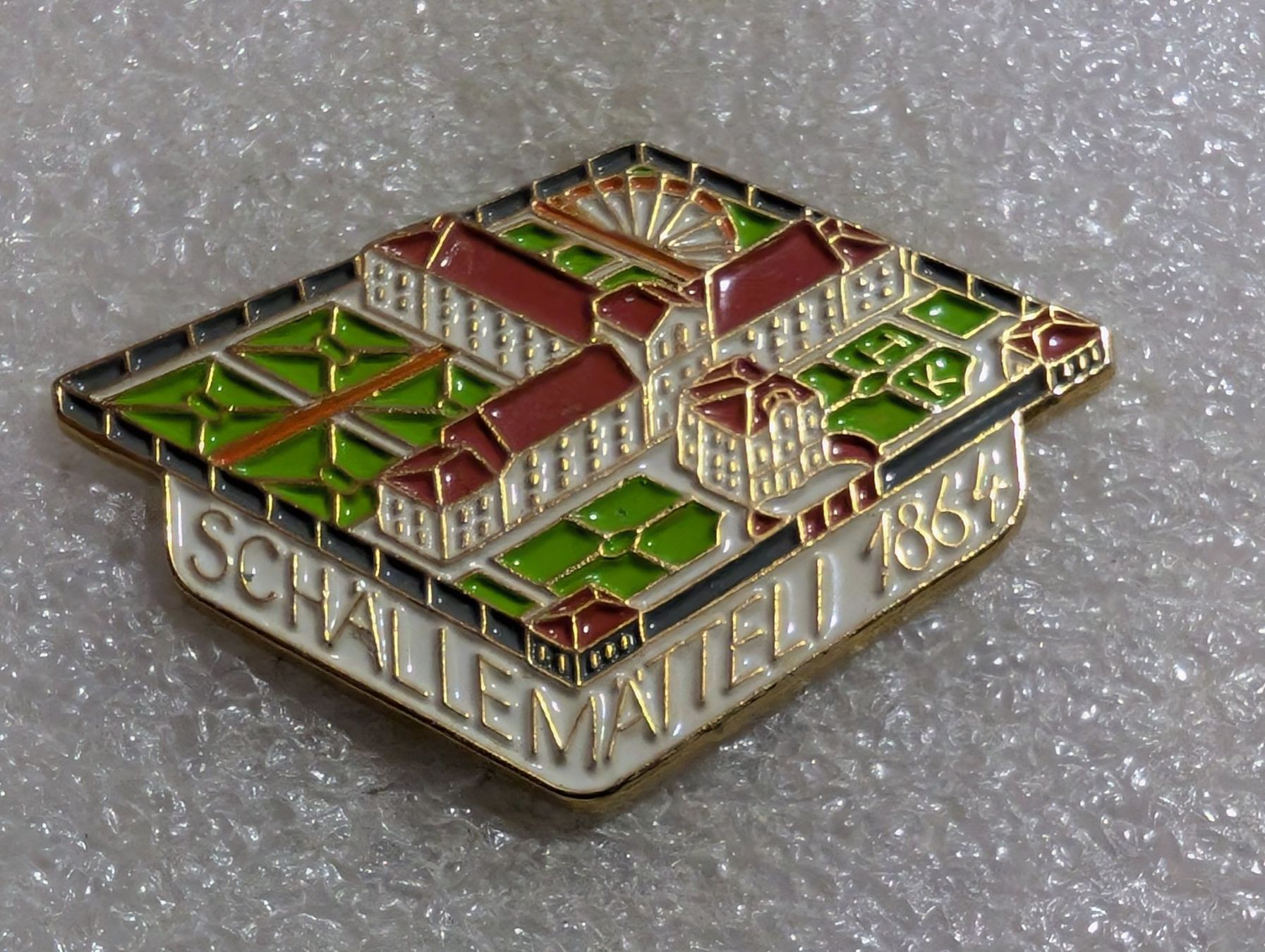 Plaketten & Abzeichen: Ansteckbutton 242: Schällenmätteli – Gebraucht aus Oppligen von Pin-Fall-Shop