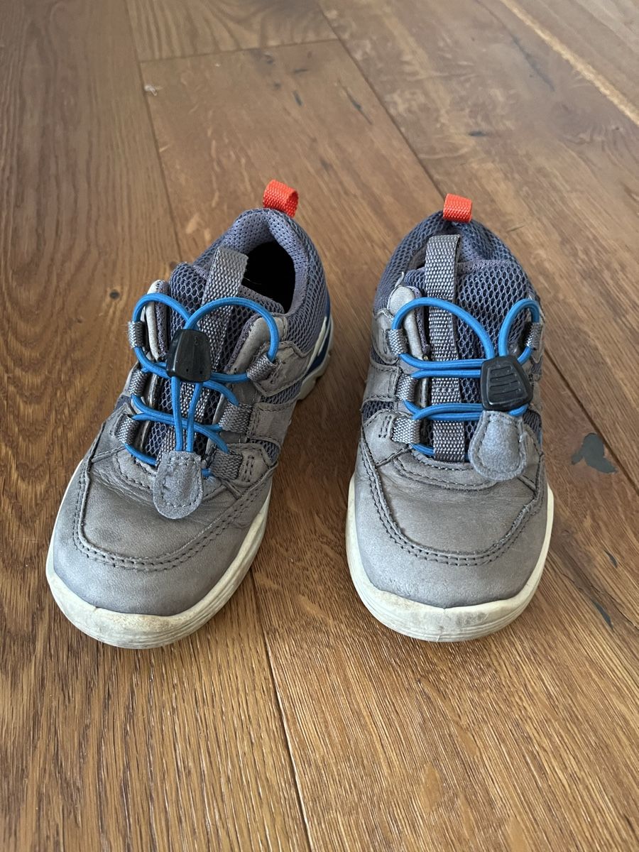 Chaussures hommes: Ecco Schuhe 26 – D'occasion à Sempach par Caranedache