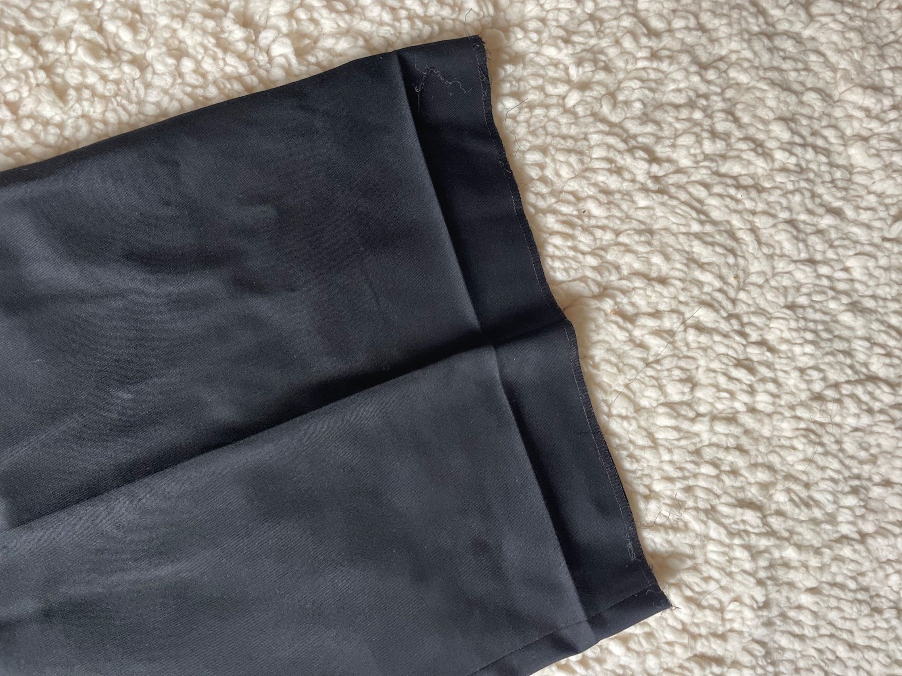 Massimo Dutti Pantaloni: Hose Wolle Massimo Dutti Gr. 42 schwarz – Nuovo (secondo la descrizione) da Zürich venduto da lis_7chm 4
