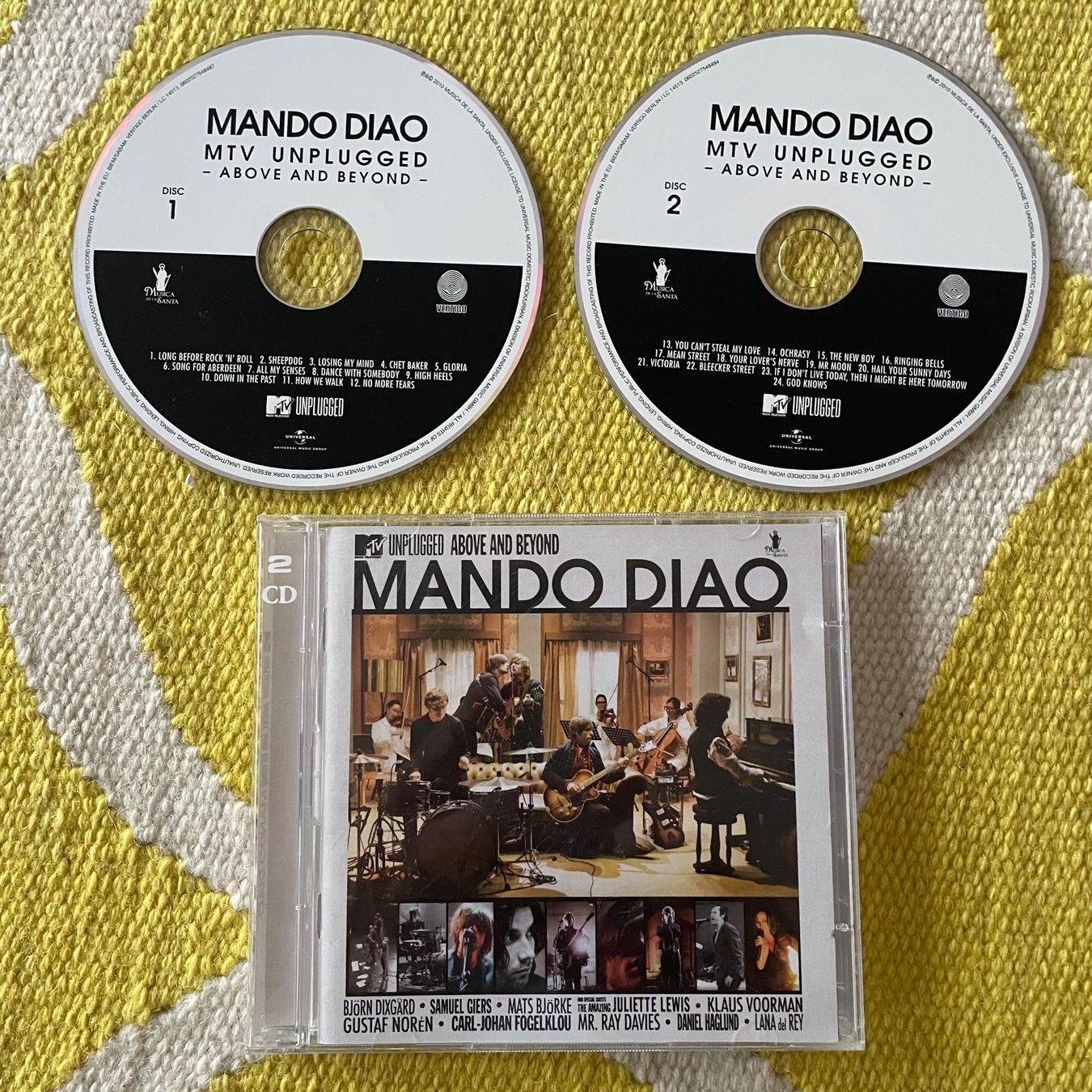 CDs: MANDO DIAO-2CD MTV UNPLUGGED ABOVE AND BEYOND – Gebraucht aus Rorschacherberg von CD-Roli