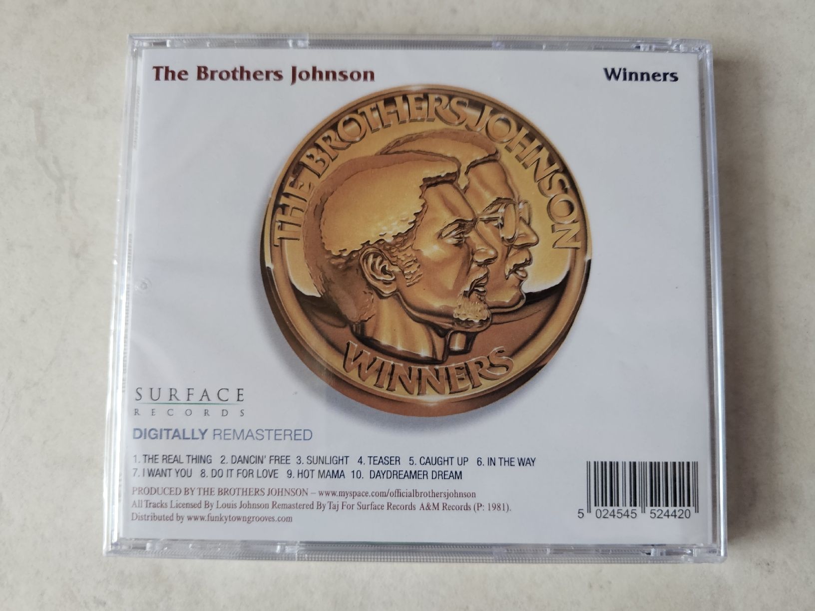 CD: The Brothers Johnson  -  Winners  /  Fabrikneu – Nuovo e nell'imballaggio originale da Schneisingen venduto da backstore24 1
