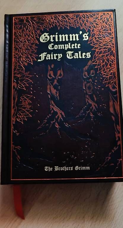 Libri: Grimm's Complete Fairy Tales Buch – Usato da Bern venduto da sv-trade