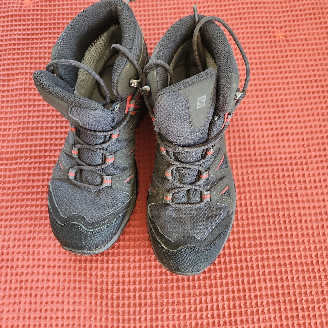 Salomon Scarpe da uomo: Salomon Wanderschuhe Gr. 38 – Nuovo (secondo la descrizione) da Herrliberg venduto da daki0017