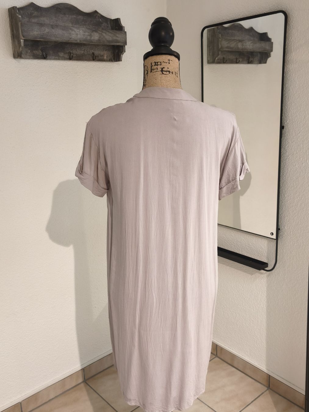 Kleider: Beiges Sommer Kleid in Gr.S – Neu (gemäss Beschreibung) aus Emmetten von SecondhandSiska 2
