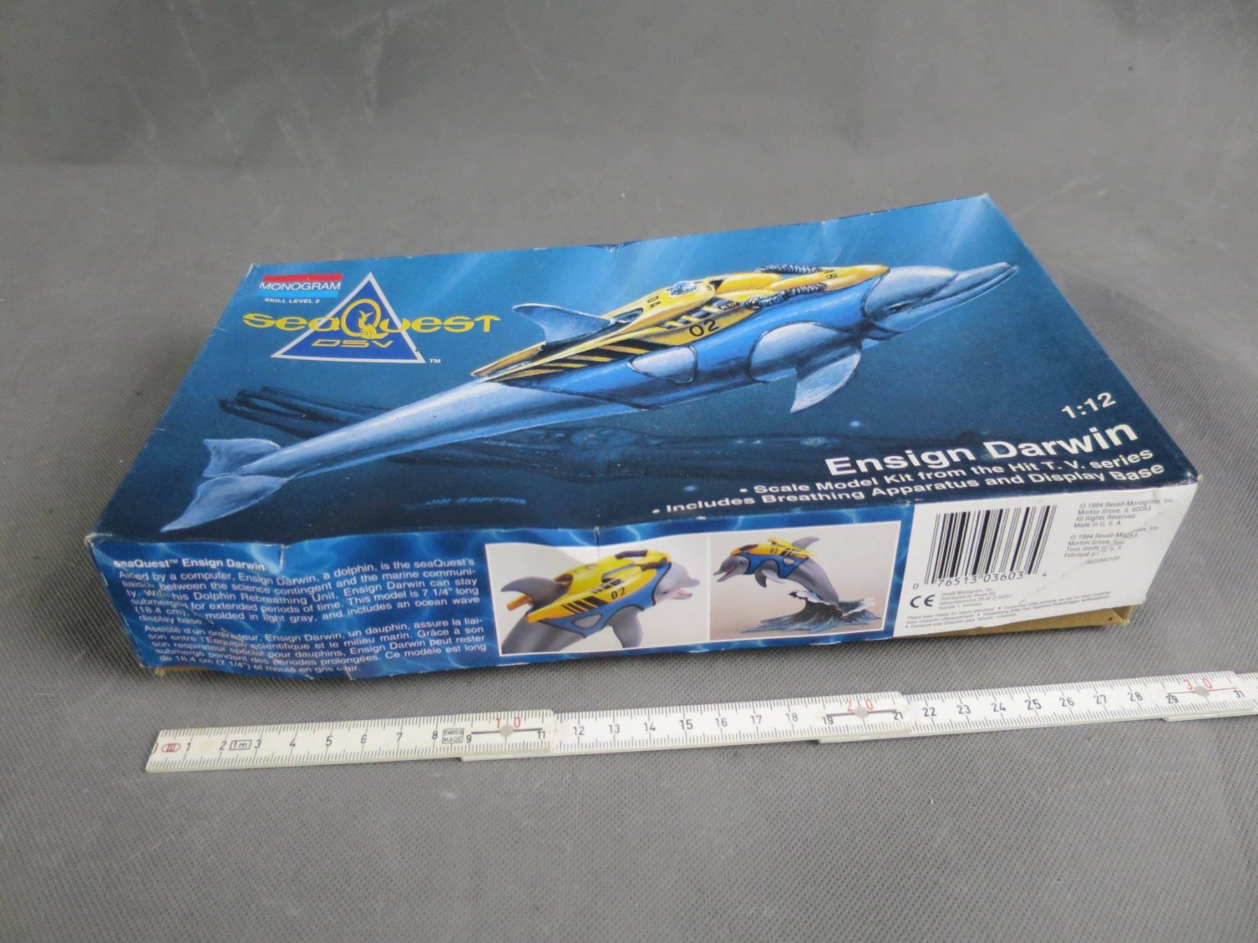 Modellbausätze & Standmodelle: SeaQuest DSV Ensign Darwin 1:12 Scale Dolphin Model Kit – Gebraucht aus Zürich von  1