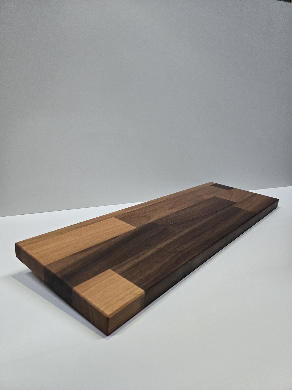Articoli in legno: Schneidebrett Nussbaum Handgemacht  – Nuovo e nell'imballaggio originale da Ringgenberg BE venduto da sto_ply2 2