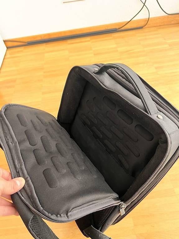 Sacs à dos: Dicota Business Rucksack – D'occasion à St. Gallen par ryo83 3
