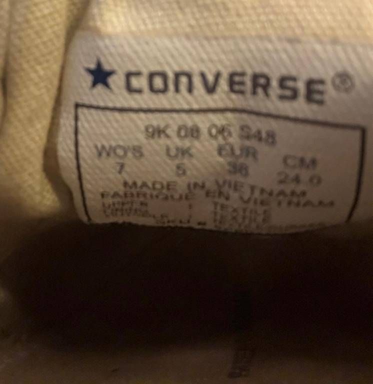 Damenschuhe: Converse Damen schwarz Gr. 38 – Gebraucht aus Einsiedeln von ver_sb5p 1